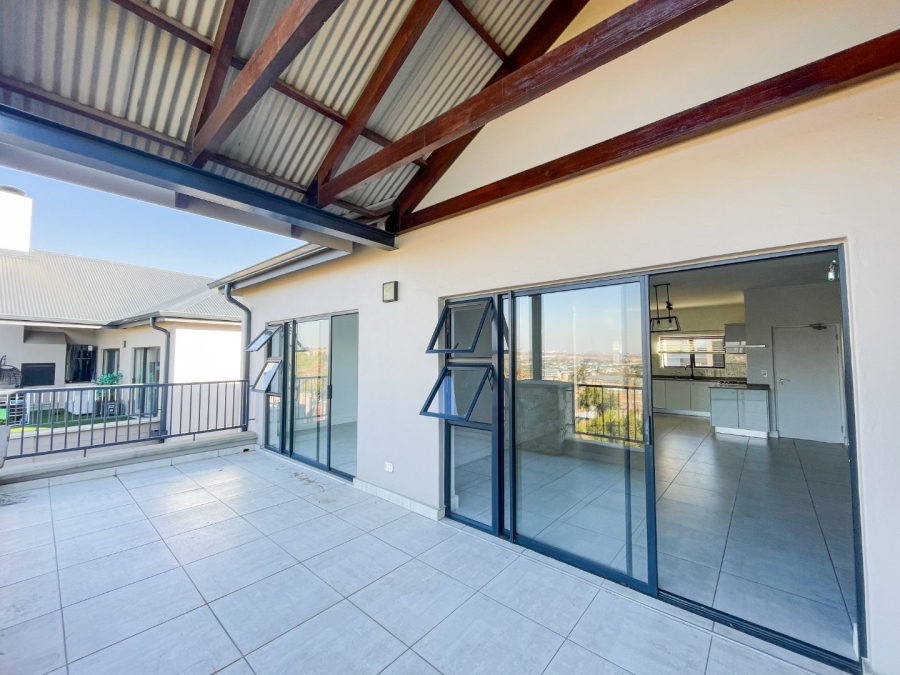 To Let 2 Bedroom Property for Rent in The Polofields Gauteng