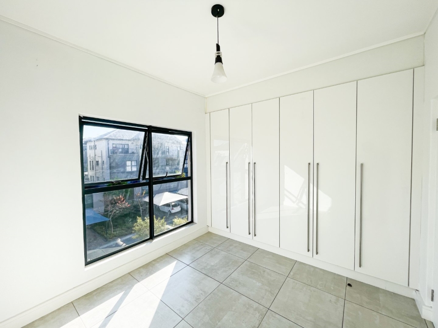 To Let 2 Bedroom Property for Rent in The Polofields Gauteng