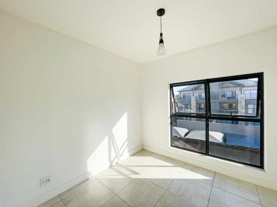 To Let 2 Bedroom Property for Rent in The Polofields Gauteng
