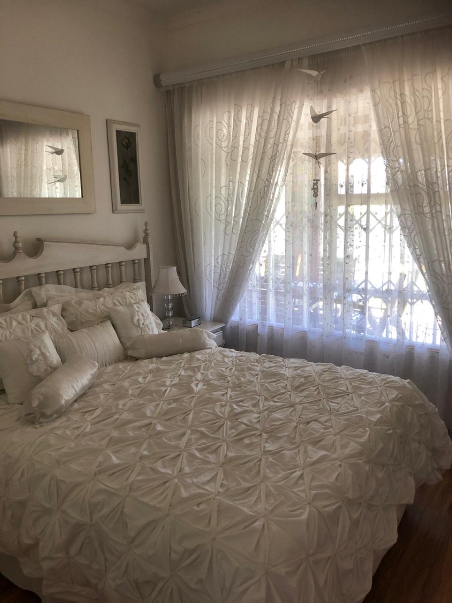 3 Bedroom Property for Sale in Vanderbijlpark SE 2 Gauteng