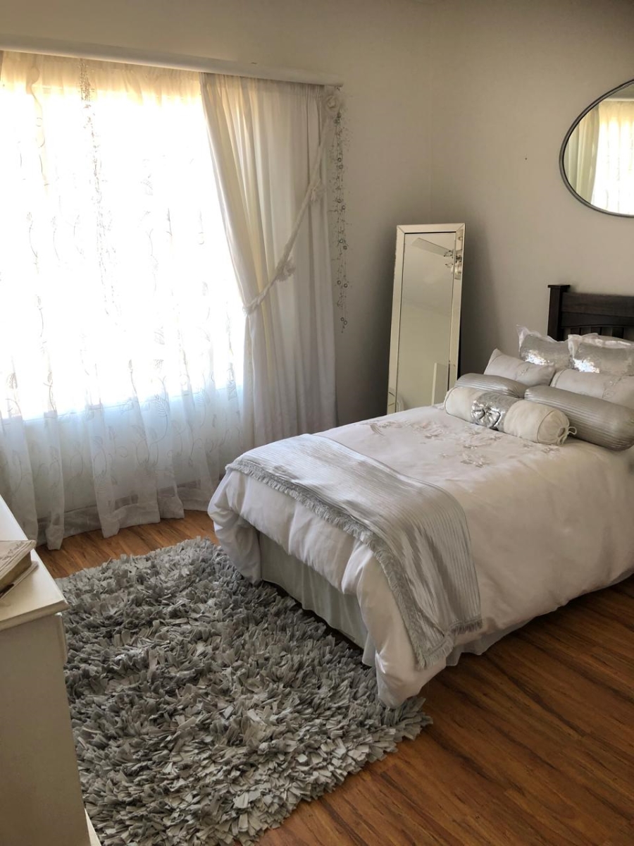 3 Bedroom Property for Sale in Vanderbijlpark SE 2 Gauteng