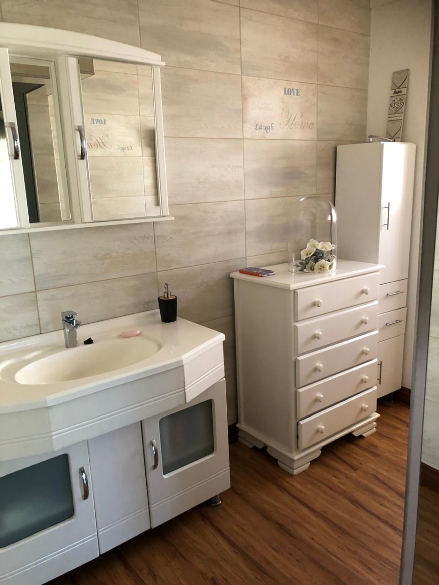 3 Bedroom Property for Sale in Vanderbijlpark SE 2 Gauteng