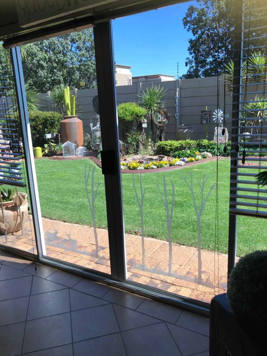 3 Bedroom Property for Sale in Vanderbijlpark SE 2 Gauteng