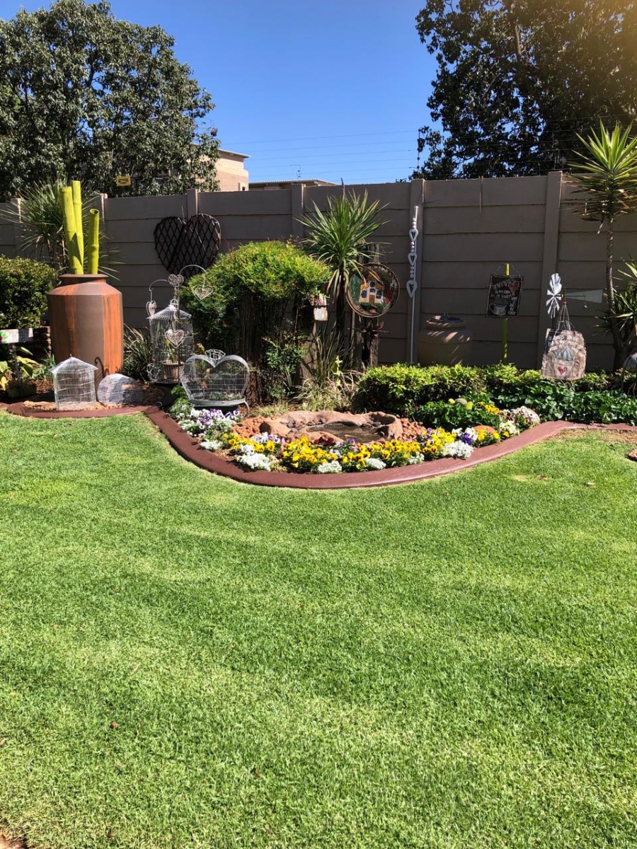 3 Bedroom Property for Sale in Vanderbijlpark SE 2 Gauteng