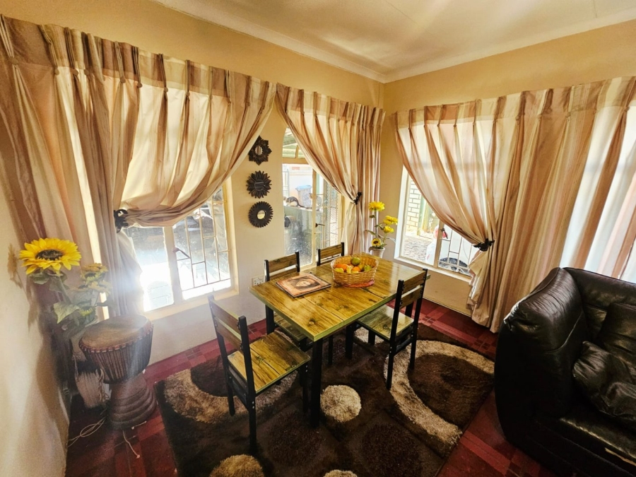 To Let 3 Bedroom Property for Rent in Heuweloord Gauteng