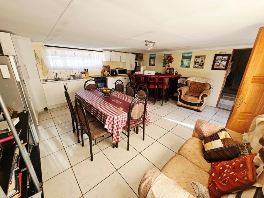To Let 2 Bedroom Property for Rent in Heuweloord Gauteng
