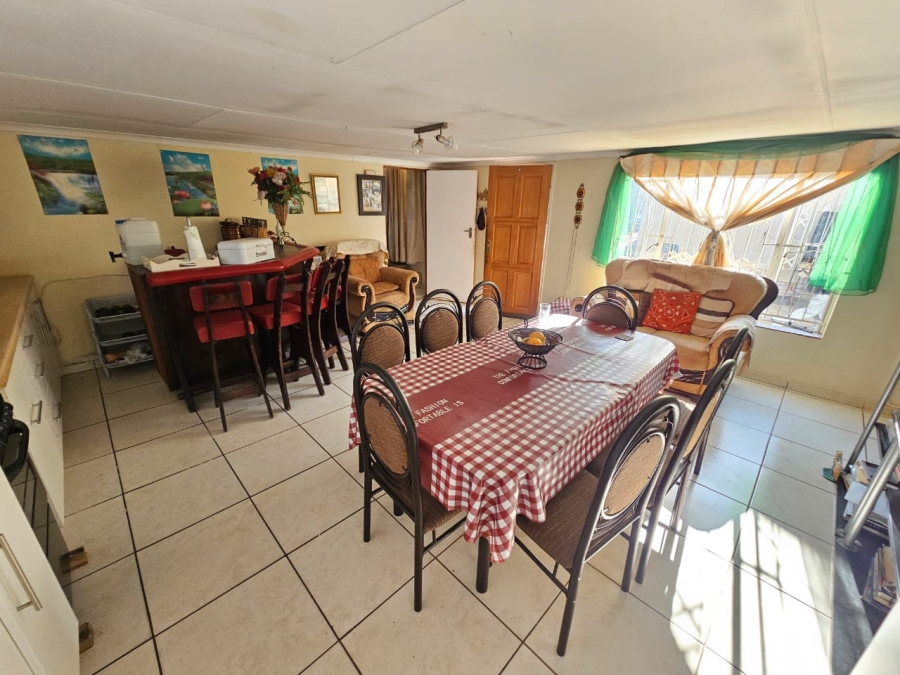 To Let 2 Bedroom Property for Rent in Heuweloord Gauteng
