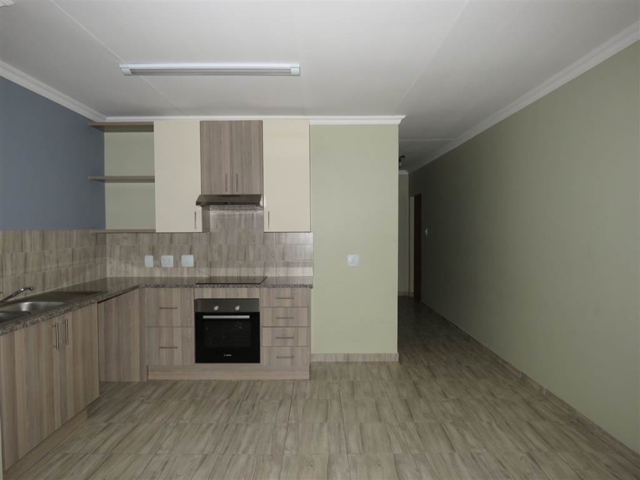 To Let 2 Bedroom Property for Rent in Noordwyk Gauteng