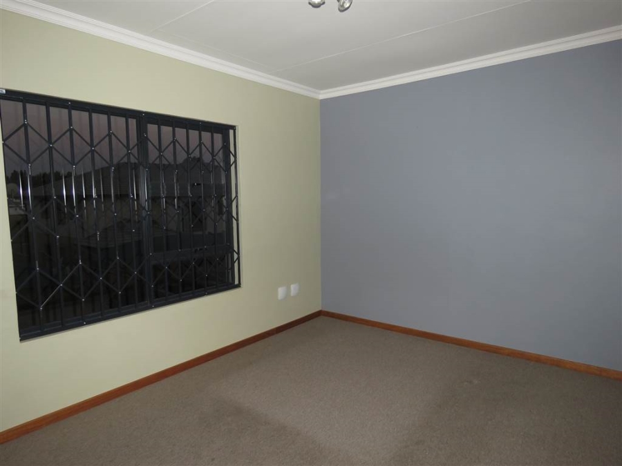 To Let 2 Bedroom Property for Rent in Noordwyk Gauteng