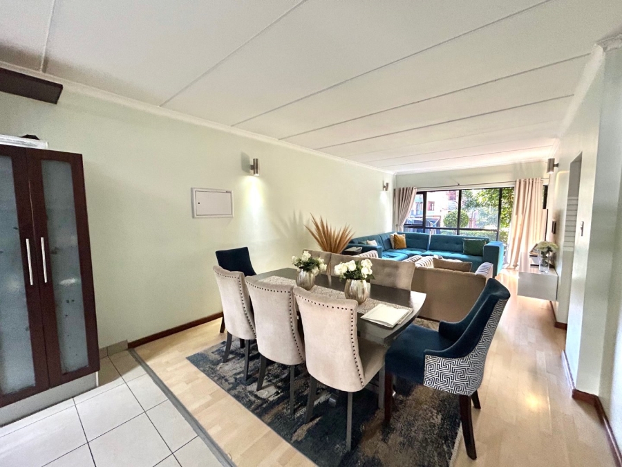 2 Bedroom Property for Sale in Atholl Gardens Gauteng