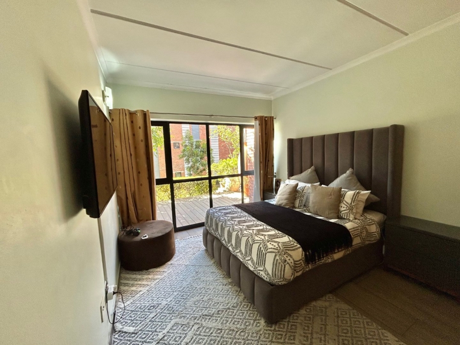 2 Bedroom Property for Sale in Atholl Gardens Gauteng