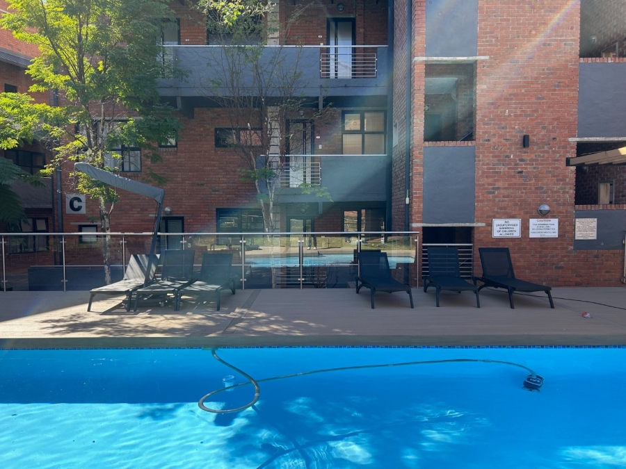 2 Bedroom Property for Sale in Atholl Gardens Gauteng