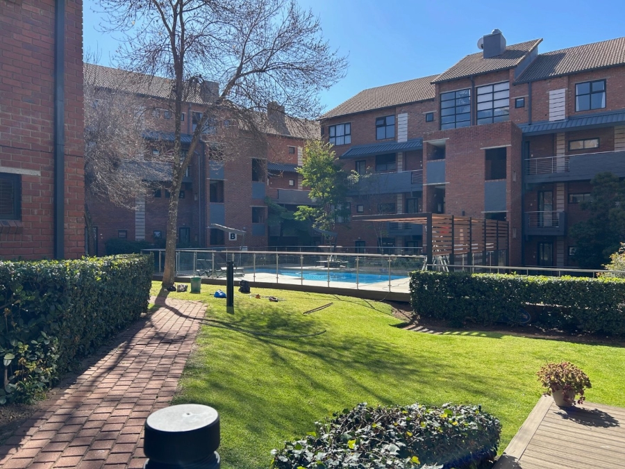 2 Bedroom Property for Sale in Atholl Gardens Gauteng
