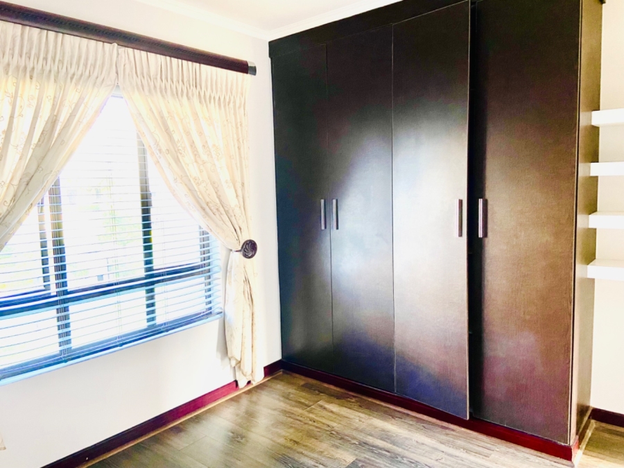 2 Bedroom Property for Sale in Noordwyk Gauteng