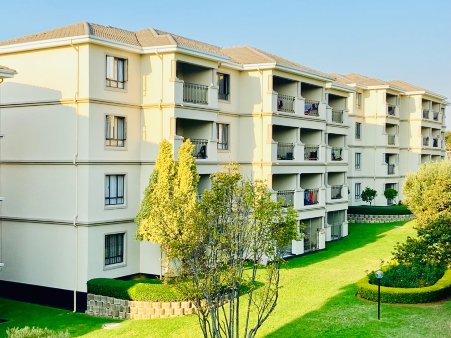 2 Bedroom Property for Sale in Noordwyk Gauteng