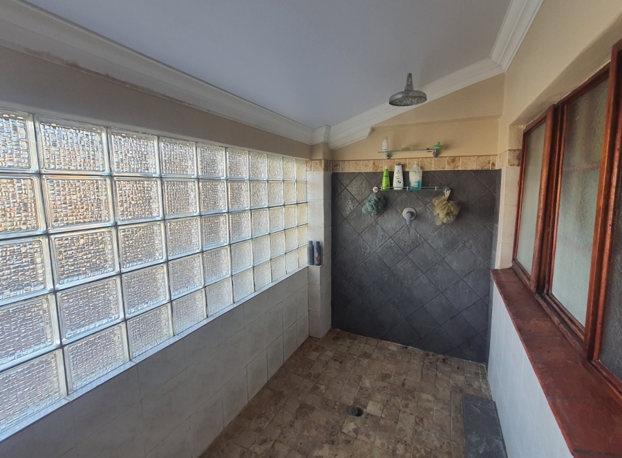 3 Bedroom Property for Sale in Vissershoek AH Gauteng