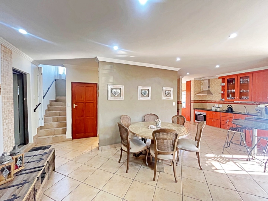 3 Bedroom Property for Sale in Amberfield Gauteng