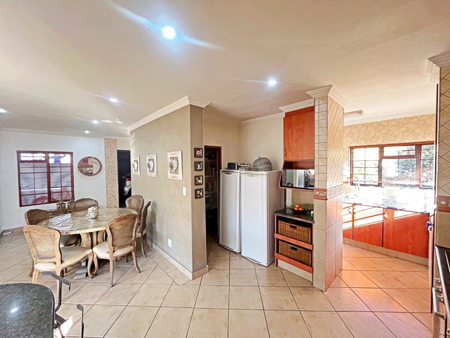 3 Bedroom Property for Sale in Amberfield Gauteng
