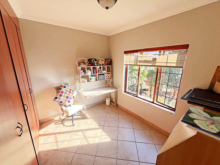3 Bedroom Property for Sale in Amberfield Gauteng