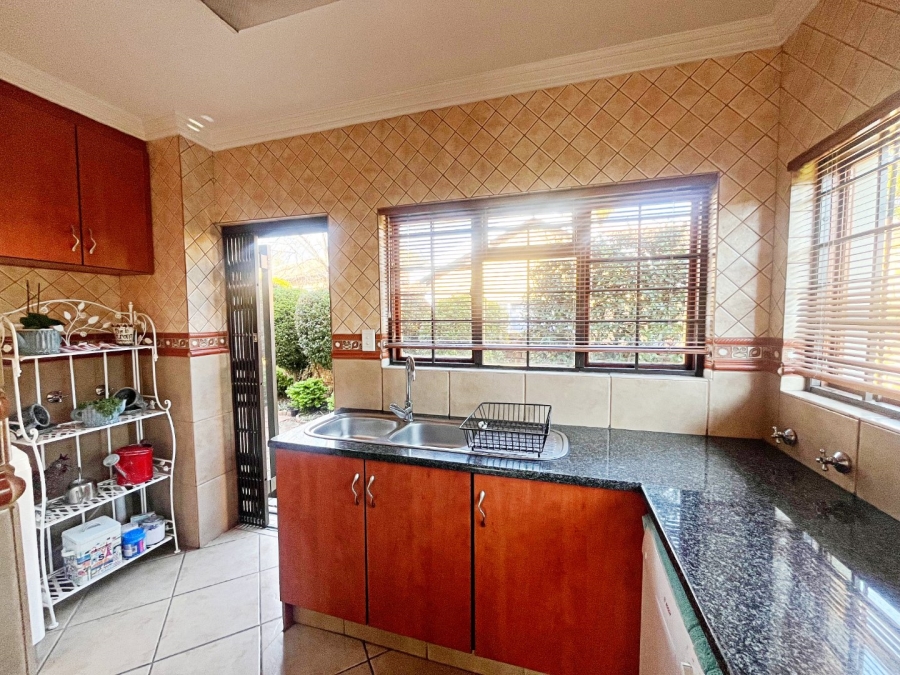 3 Bedroom Property for Sale in Amberfield Gauteng