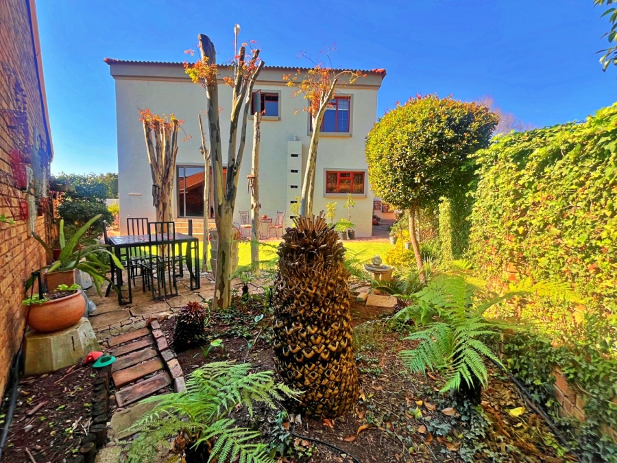 3 Bedroom Property for Sale in Amberfield Gauteng