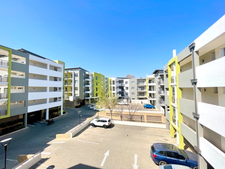1 Bedroom Property for Sale in Rivonia Gauteng