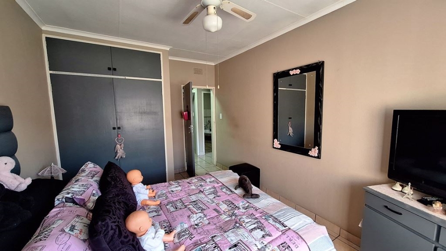 3 Bedroom Property for Sale in Barvallen Gauteng