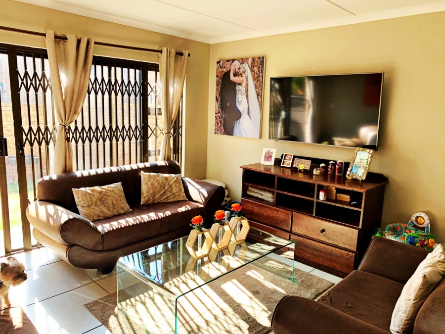 3 Bedroom Property for Sale in Brentwood Park AH Gauteng