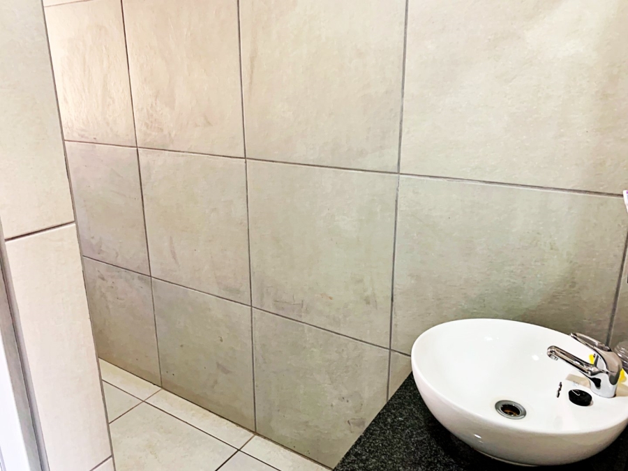3 Bedroom Property for Sale in Brentwood Park AH Gauteng