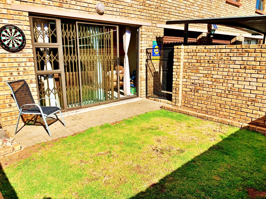 3 Bedroom Property for Sale in Brentwood Park AH Gauteng
