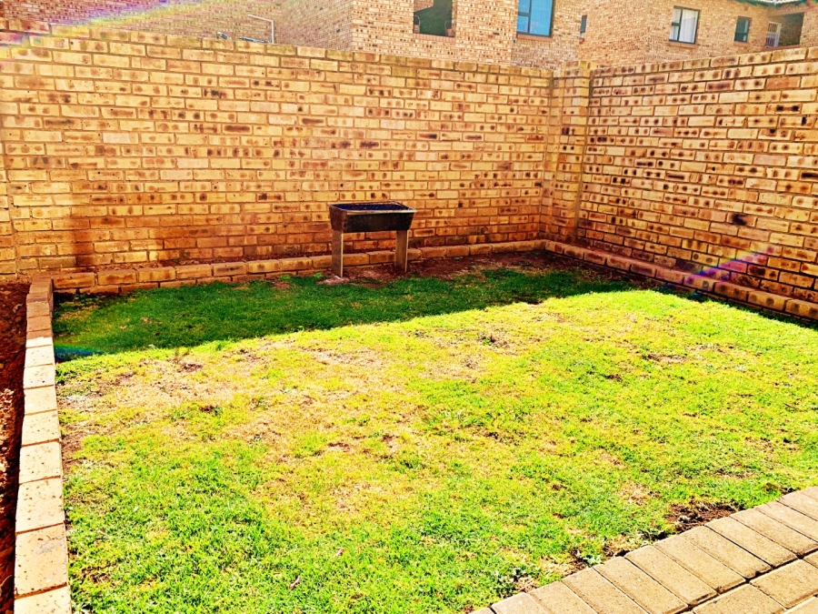 3 Bedroom Property for Sale in Brentwood Park AH Gauteng