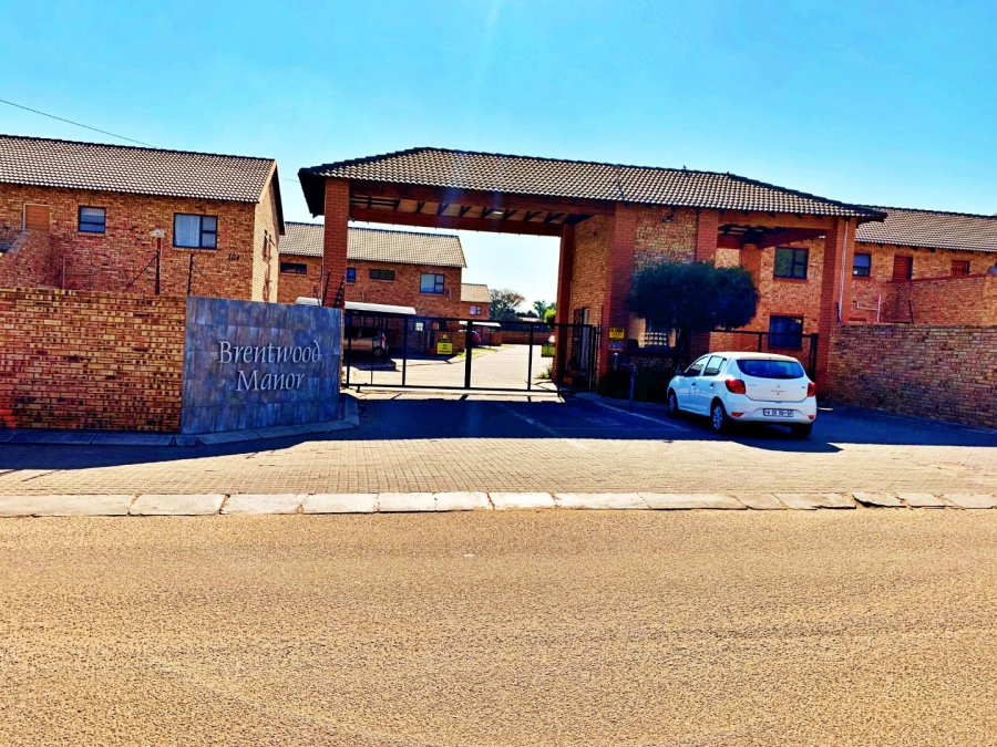 3 Bedroom Property for Sale in Brentwood Park AH Gauteng