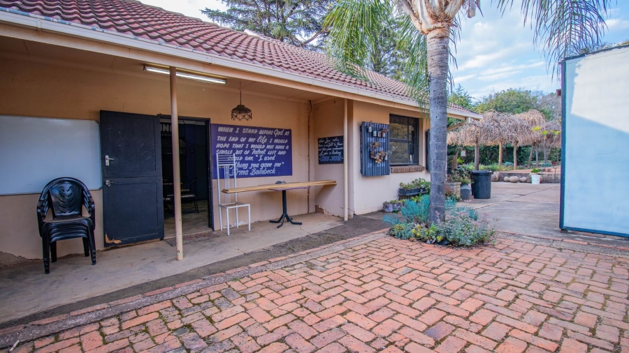 Commercial Property for Sale in Zandfontein AH Gauteng