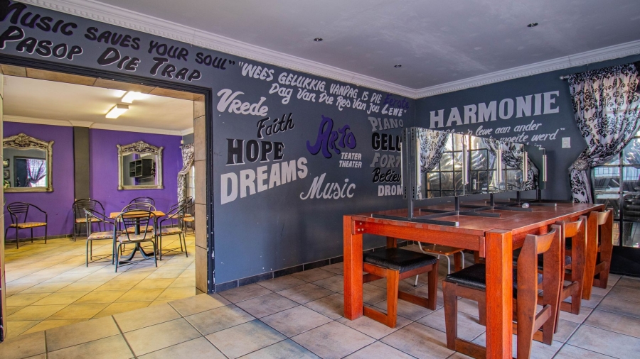 Commercial Property for Sale in Zandfontein AH Gauteng