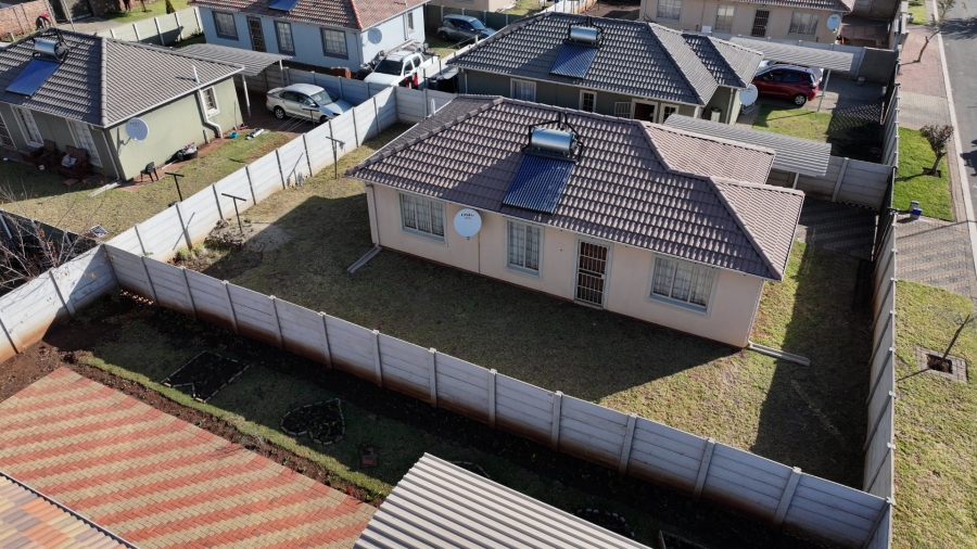 3 Bedroom Property for Sale in Sky City Gauteng