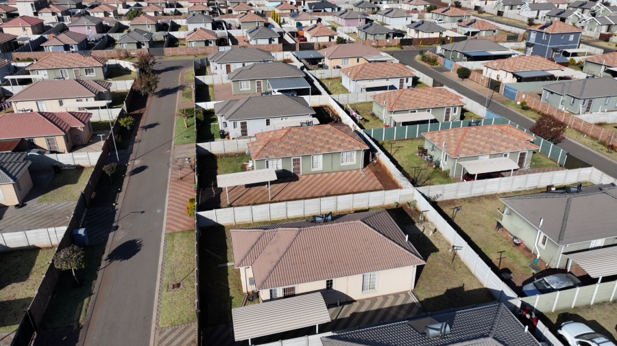 3 Bedroom Property for Sale in Sky City Gauteng