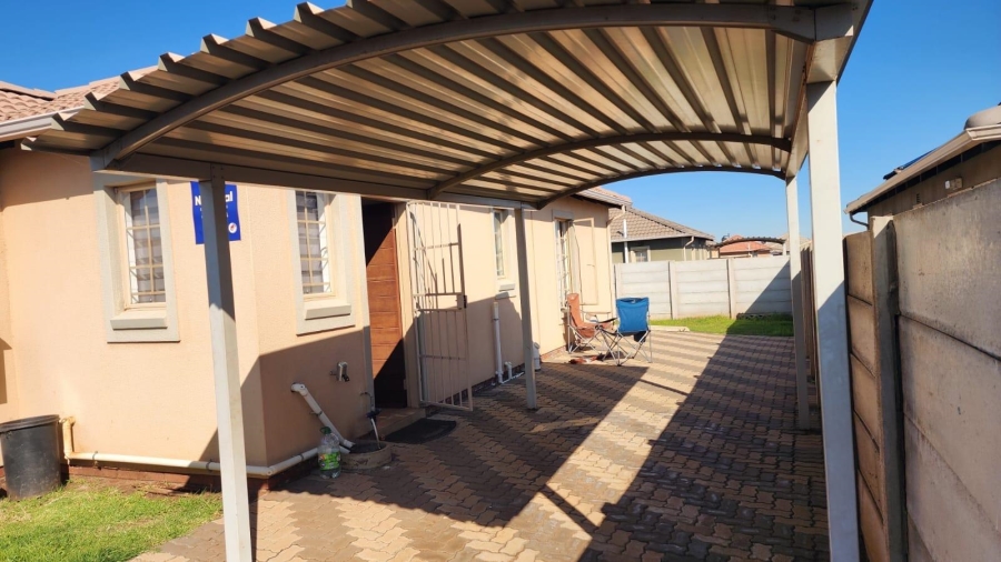 3 Bedroom Property for Sale in Sky City Gauteng