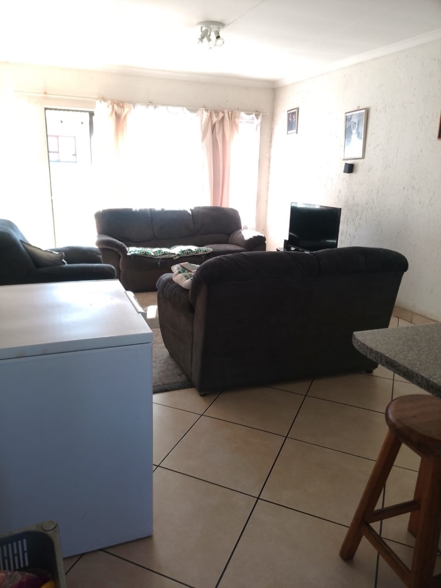 2 Bedroom Property for Sale in Beyers Park Gauteng