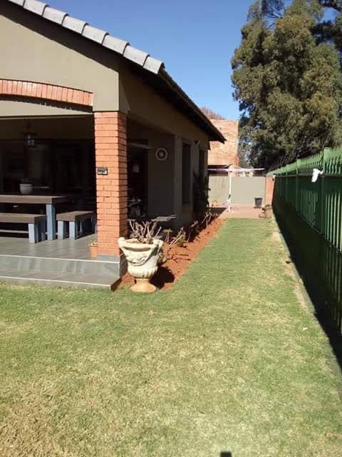 4 Bedroom Property for Sale in Lilianton Gauteng