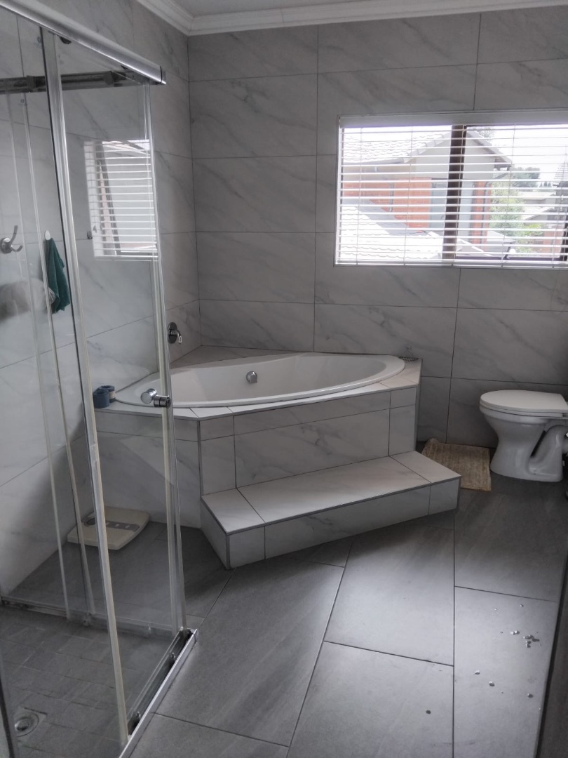 4 Bedroom Property for Sale in Lilianton Gauteng