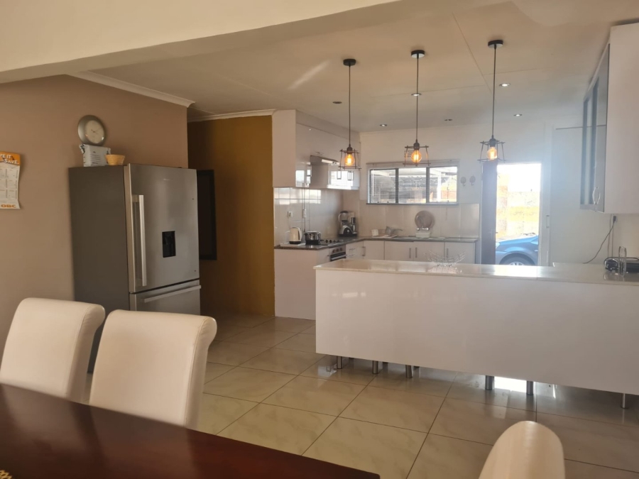 3 Bedroom Property for Sale in Ormonde Gauteng