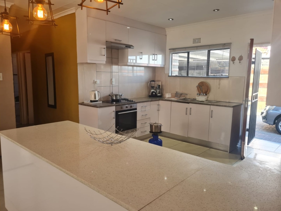3 Bedroom Property for Sale in Ormonde Gauteng