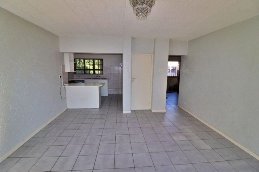 1 Bedroom Property for Sale in Dowerglen Ext 4 Gauteng