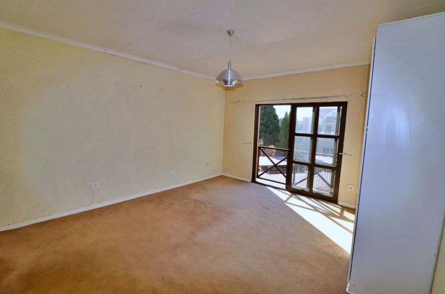 1 Bedroom Property for Sale in Dowerglen Ext 4 Gauteng