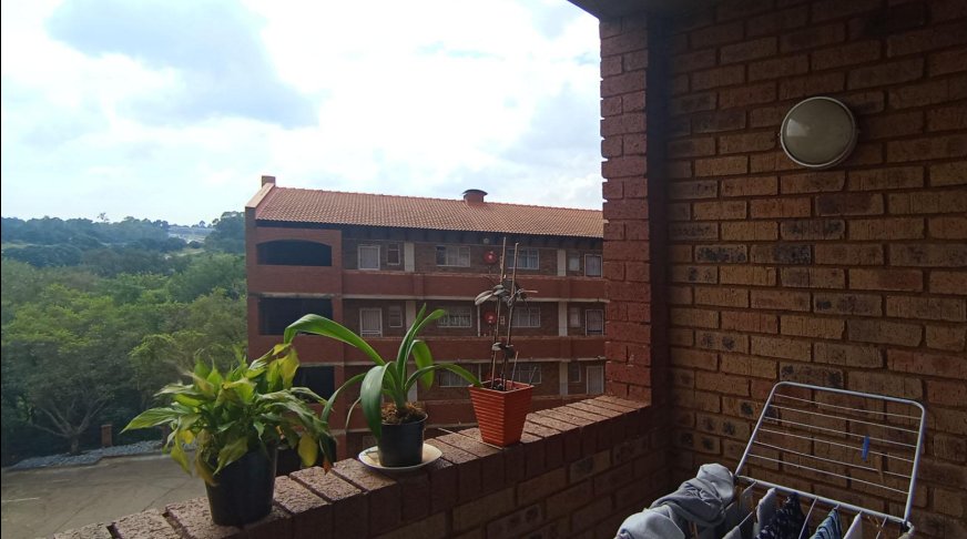 2 Bedroom Property for Sale in Zwartkop Gauteng