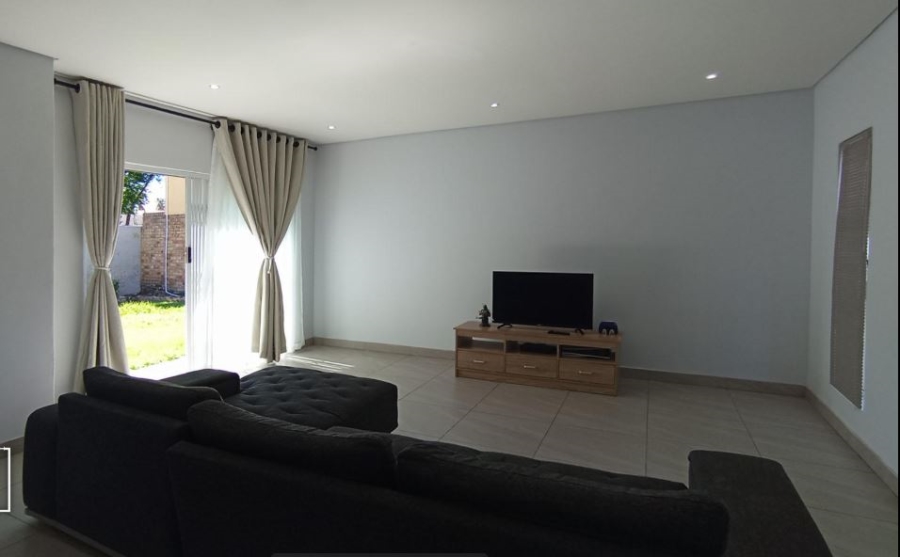 3 Bedroom Property for Sale in Vorna Valley Gauteng