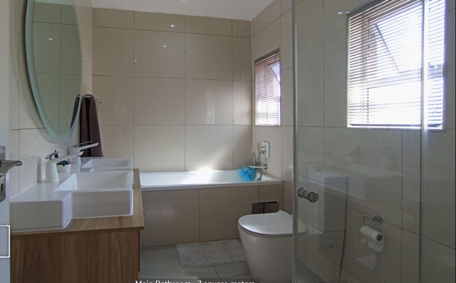 3 Bedroom Property for Sale in Vorna Valley Gauteng