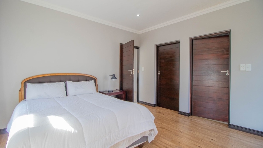 4 Bedroom Property for Sale in Serengeti Lifestyle Estate Gauteng