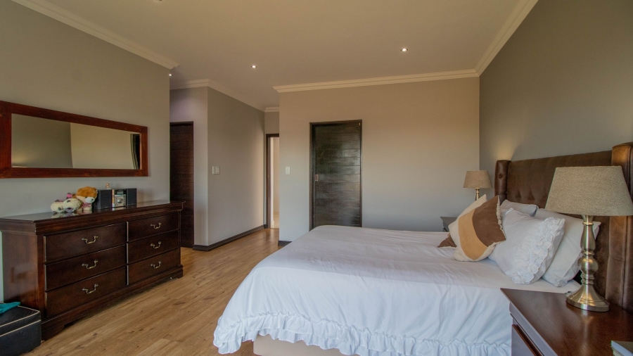 4 Bedroom Property for Sale in Serengeti Lifestyle Estate Gauteng