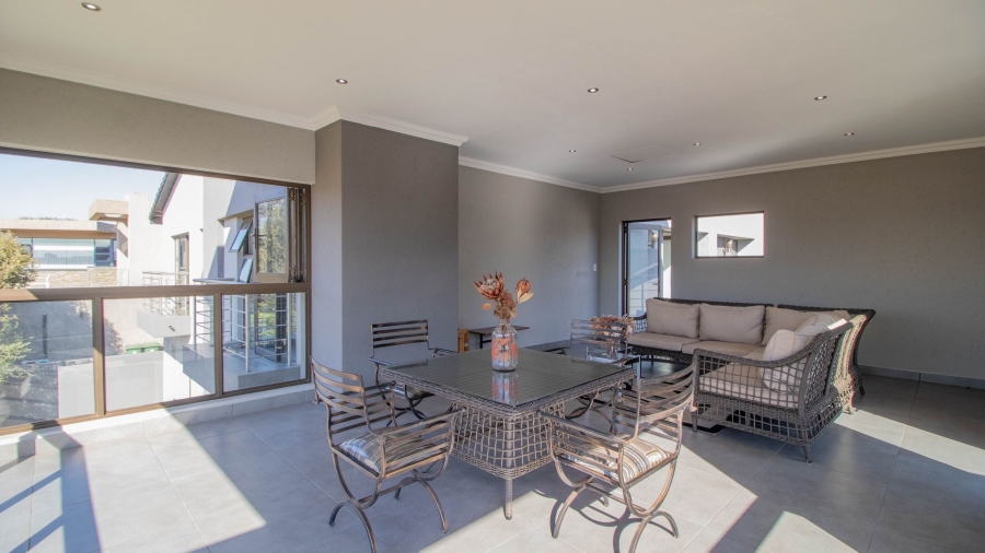 4 Bedroom Property for Sale in Serengeti Lifestyle Estate Gauteng